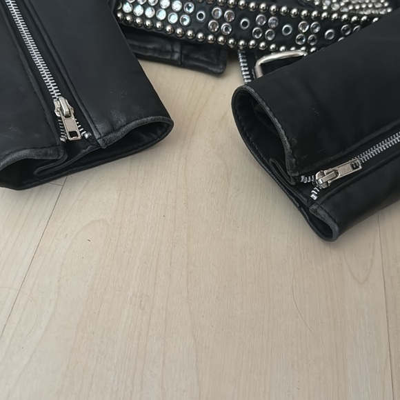 Vintage LA Roxx handcrafted studdedLeather jacket L - Picture 8 of 12